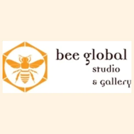 Beeglow brand logo for beeglow.com
