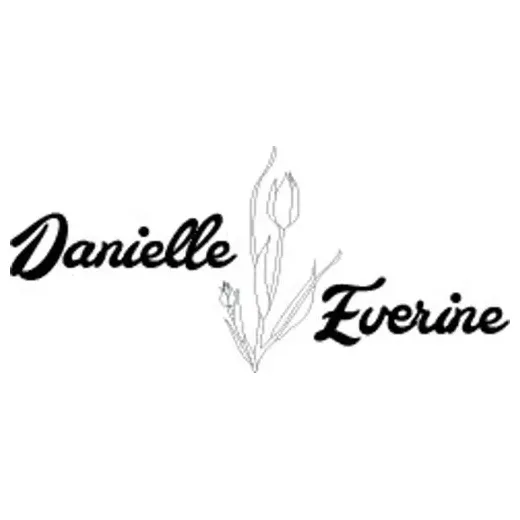 Danielle Everine brand logo for danielleeverine.com