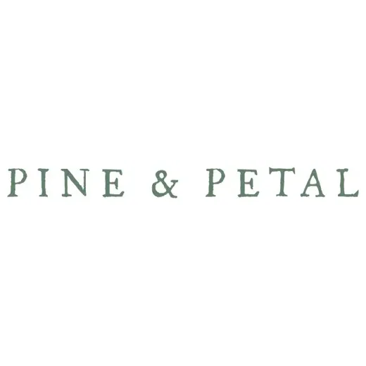 pineandpetalweddings brand logo for pineandpetalweddings.com